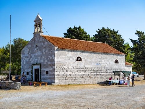 Votive church of Our Lady of the Snow